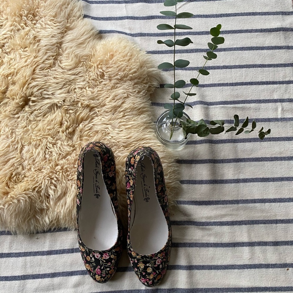 🇦🇷 Mechi 🤍 Leather/wood Wedge Heel Floral Heels - Picture 5 of 13